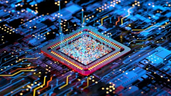 الإمارات تتسلم أول شحنة من رقائق الذكاء الاصطناعي الأمريكية