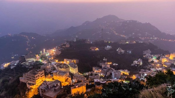 عسير السعودية تستعرض فرصها الاستثمارية في القطاع السياحي