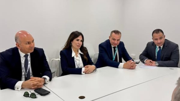 مصر والبحرين تبحثان تعزيز التعاون في مجالات الإسكان والتنمية العمرانية