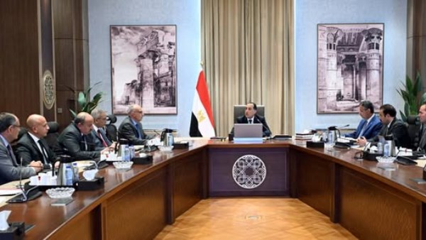 رئيس الوزراء يناقش خطة تطوير صناعة السكر في مصر ورفع كفاءة الإنتاج