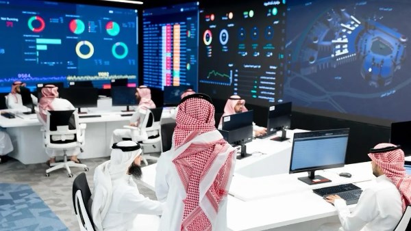  "سواهر" السعودية تدير حشود الحج عبر 5 آلاف كاميرا و16 خوارزمية ذكاء اصطناعي