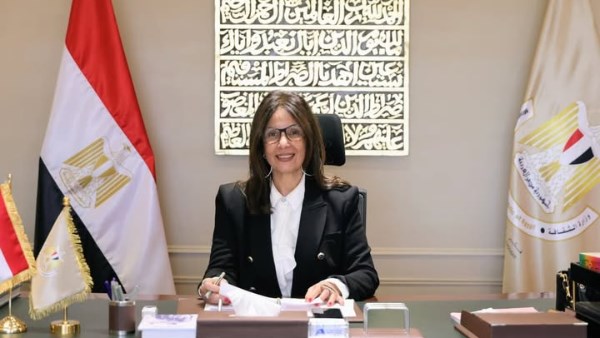  الدكتورة جيهان زكي