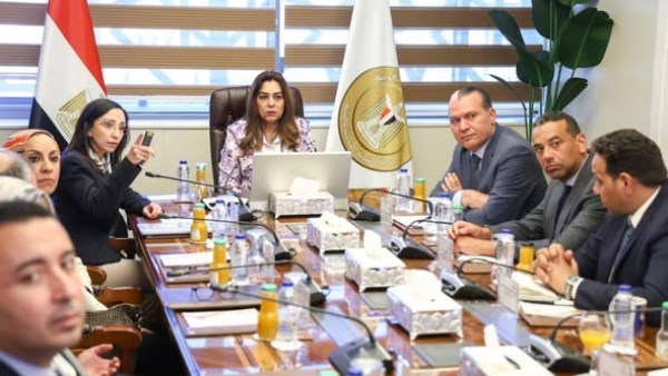  الدكتورة منال عوض