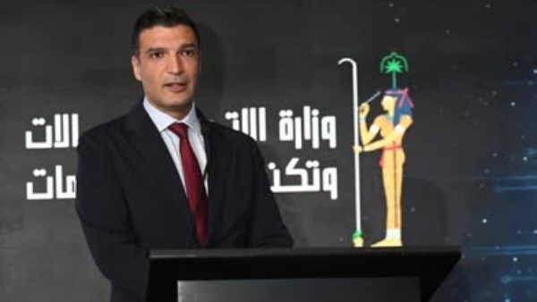 وزير الصناعة