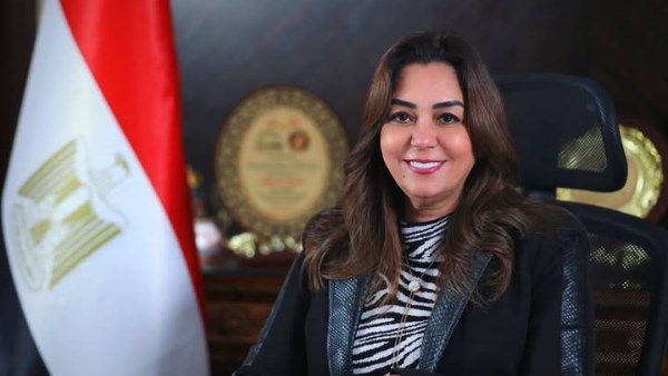 الدكتورة منال عوض