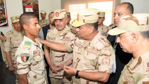 وزير الدفاع