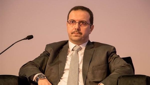 الدكتور وليد عباس