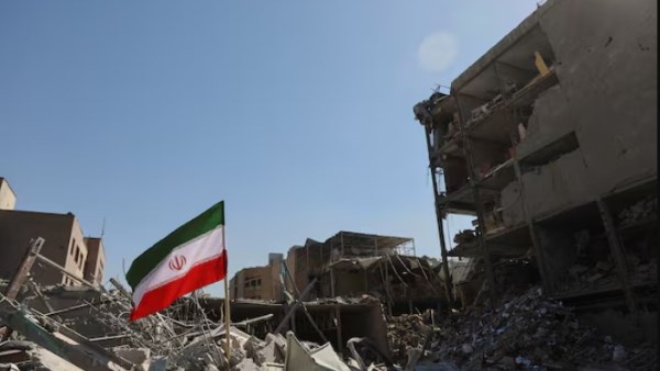 إيران 