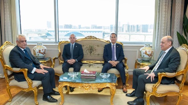 وزيرا الإنتاج الحربي والاستثمار