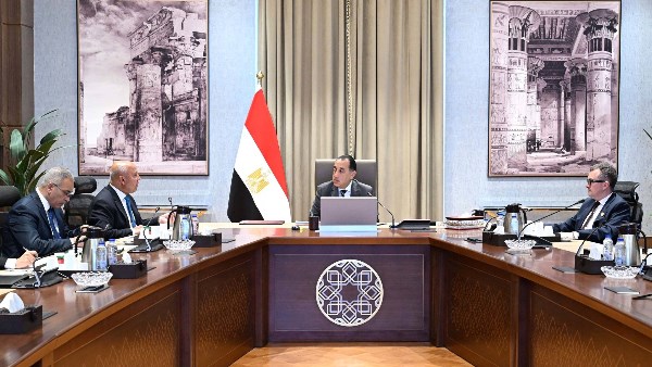 رئيس مجلس الوزراء