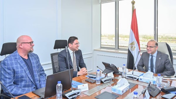 وزير الاستثمار