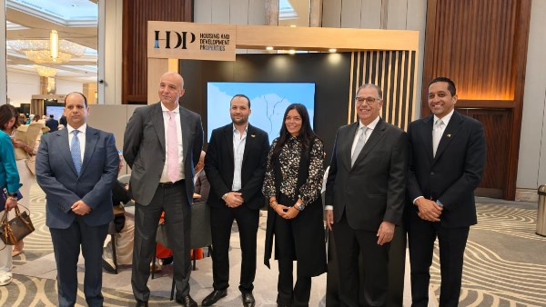 جناح شركة HDP في معرض عقارات النيل لندن