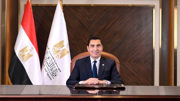 وزير الشباب والرياضة
