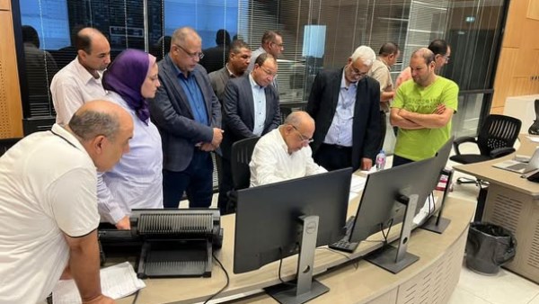 وزير الكهرباء