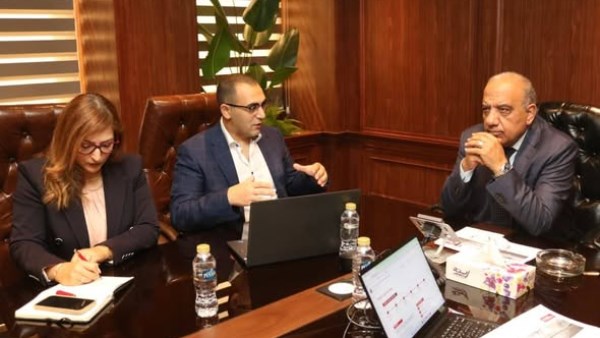 جذب الاستثمارات وتعزيز الاستدامة المالية