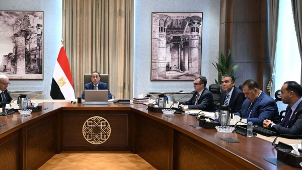 رئيس الوزراء يستعرض خطوات البرنامج الوطني لدعم ريادة الأعمال والابتكار