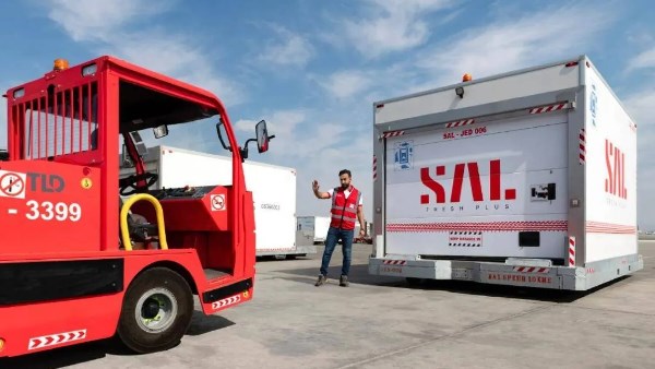 "سال السعودية" توقع اتفاقية استراتيجية مع الخطوط الجوية السنغافورية
