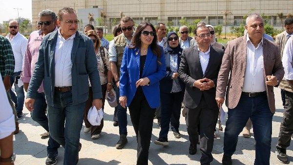 وزيرة الإسكان