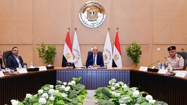 وزير الري