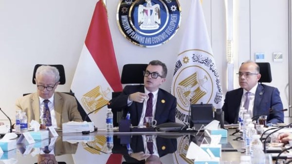 وزير التخطيط 