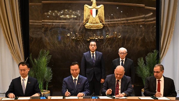 رئيس مجلس الوزراء