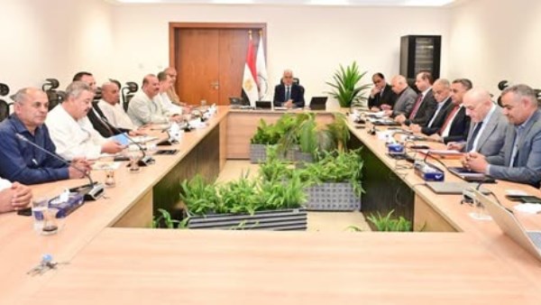 وزير الموارد المائية