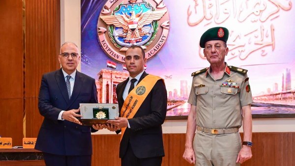 خريجو البرنامج التأهيلي