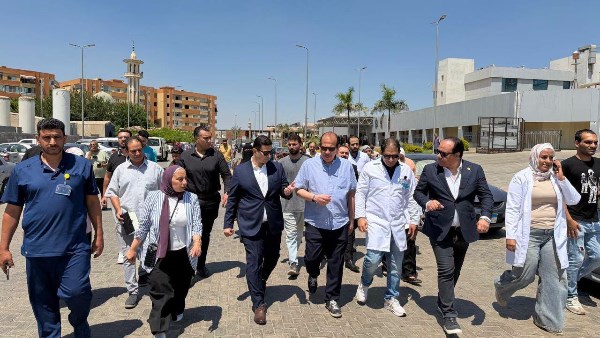 عمرو قنديل، نائب وزير الصحة والسكان