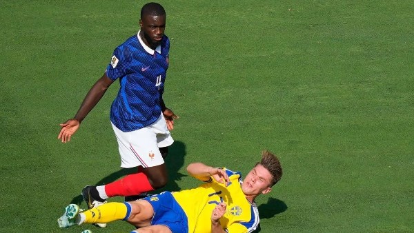 فرنسا تبلغ دور الـ16 في كأس العالم 2026 بثلاثية نظيفة أمام السويد