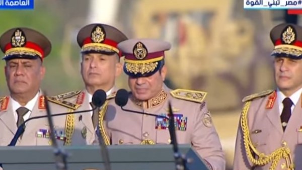 الرئيس السيسي يوقع وثيقة افتتاح مقر القيادة الاستراتيجية بالعاصمة الجديدة