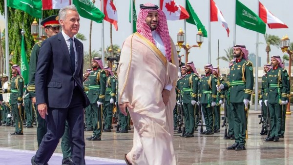 ولي العهد السعودي مع رئيس وزراء كندا