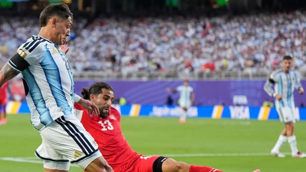 الأرجنتين تهزم سويسرا بثلاثية وتتأهل إلى نصف نهائي كأس العالم 2026