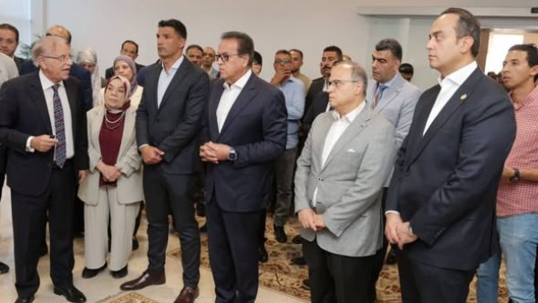 رئيس هيئة الدواء: مصنع "إيبيكو 3" خطوة استراتيجية لتوطين صناعة المستحضرات الحيوية في مصر