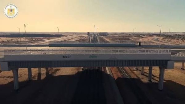 بالفيديو.. كوبري C19 يدعم حركة التنمية والتوسع العمراني بمدينة العلمين الجديدة