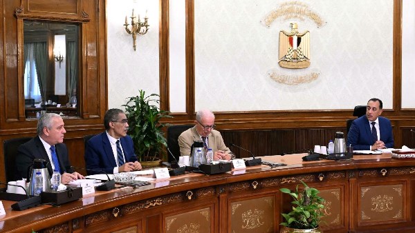 رئيس مجلس الوزراء