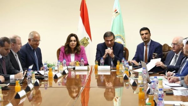  وزير الزراعة