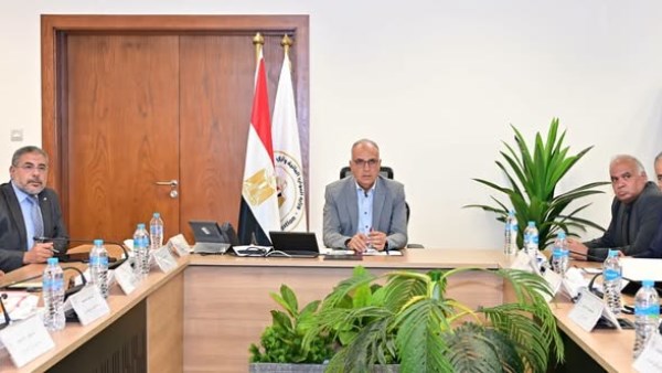 وزير الموارد المائية