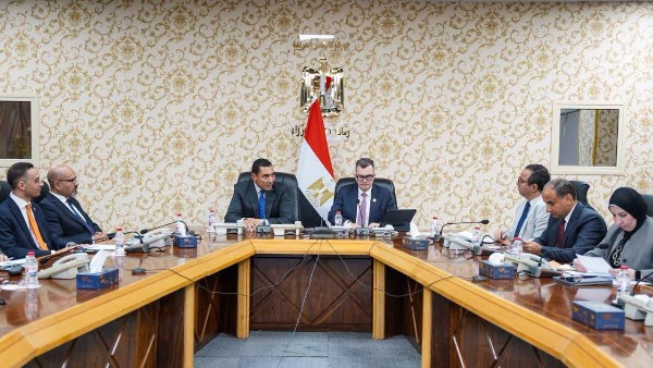 وزيرا “التخطيط” و"الشباب"