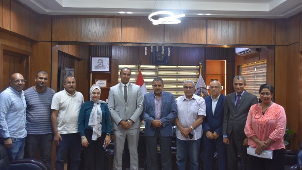 القابضة لمياه الشرب