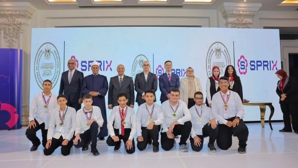 التعليم تعلن عن منحة سفر لـ10 طلاب إلى اليابان و50 فرصة تدريبية بالشركات