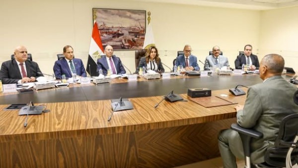 "التنمية المحلية" تواصل مقابلات المتقدمين لشغل 119 وظيفة قيادية بالمحافظات