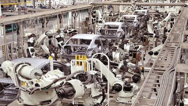 الطلب على الآلات الأساسية في اليابان يرتفع 9.7% خلال يونيو