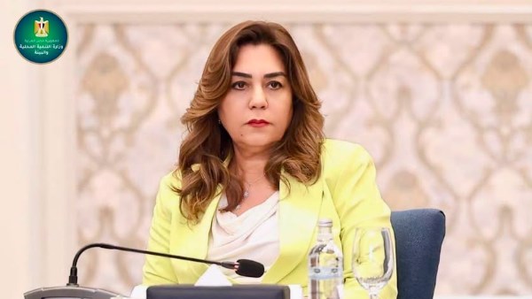 الدكتورة منال عوض