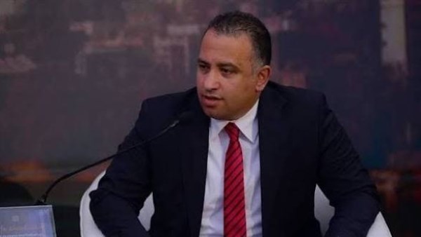 مصطفى عبد الوهاب 