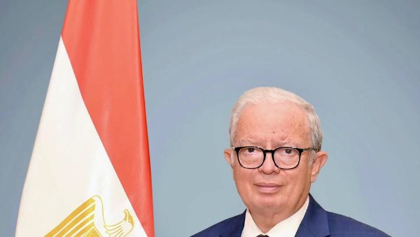  الدكتور حسين عيسى، نائب رئيس مجلس الوزراء