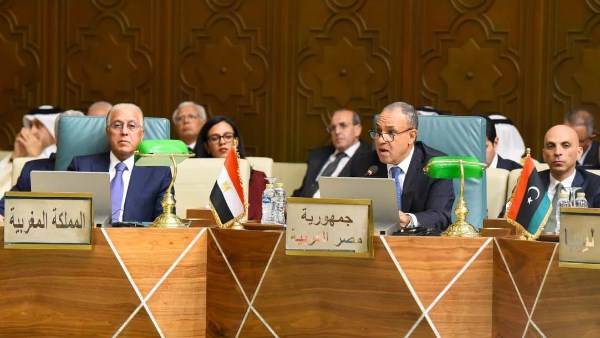  بدر عبد العاطي،