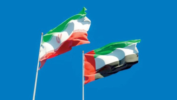 تعليق الرحلات الإيرانية وحظر التحويلات.. إجراءات جديدة في الإمارات