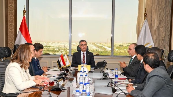 شريف فاروق يوجه بسرعة استكمال مشروعات جهاز تنمية التجارة الداخلية