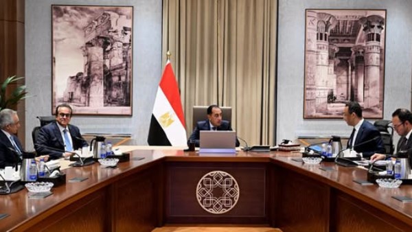 مدبولي يتابع ترتيبات مؤتمر الحكومة في أكتوبر ويبحث ملفات «صحة المواطن» و«مصر الرقمية»