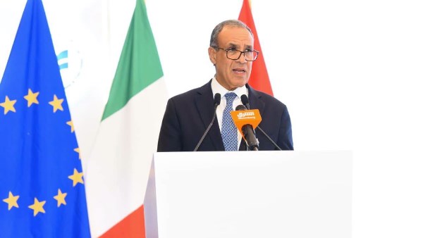 وزير الخارجية